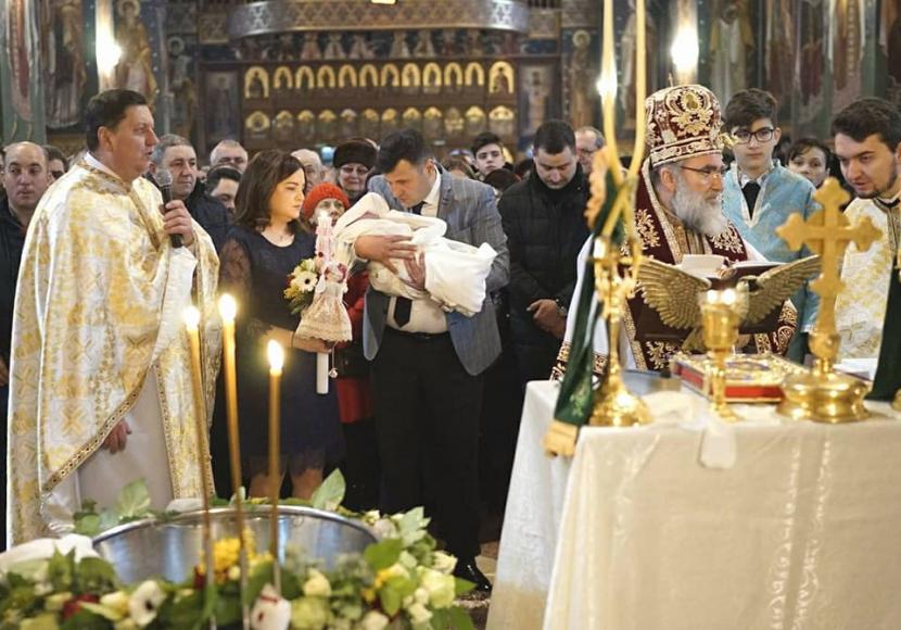 Slujbe arhiereşti în protopopiatele Bacău şi Vaslui