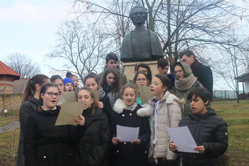 Copiii aşezământului din Rădăuţi, pe urmele poetului Mihai Eminescu