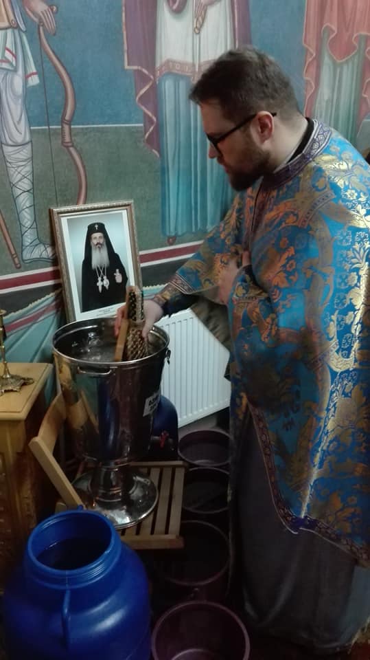 Tradiţii sfinte de Bobotează în Moldova