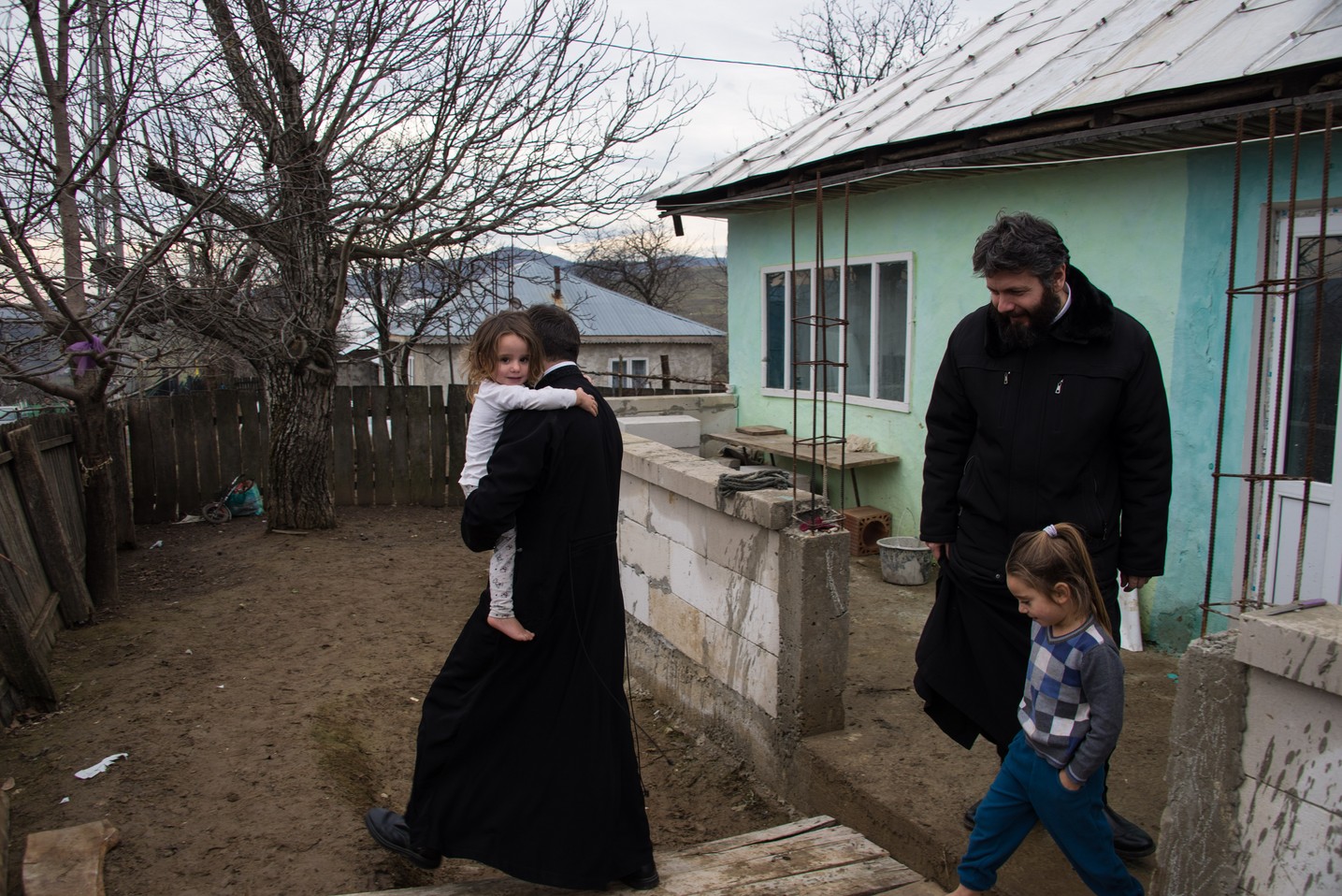 Activitate caritabilă de amploare în Parohia Runcu-Țibana: „Te ajuți pe tine dacă ajuți pe altcineva”