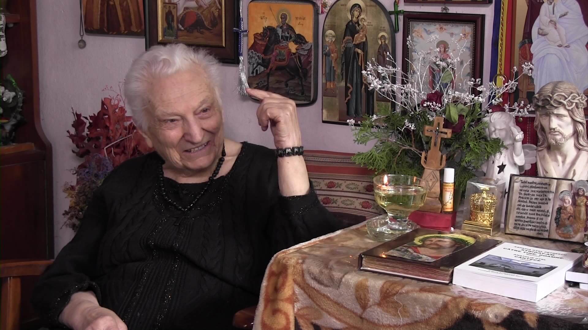 A mărturisit credința creştină în timpul prigoanei comuniste – scriitoarea Aspazia Oţel Petrescu