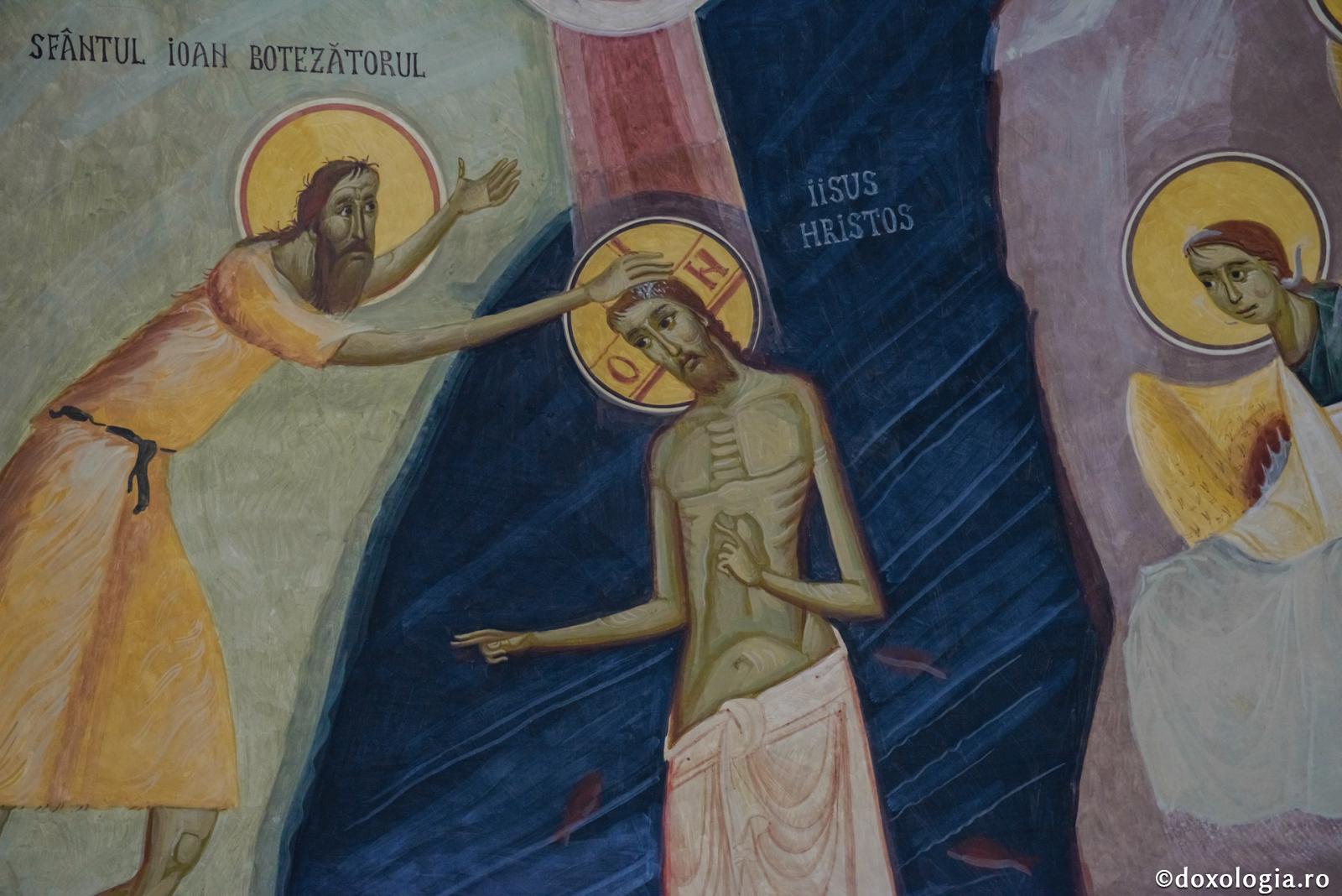 (Audio) „Desfundați-vă urechile și inimile ca să simțiți lucrarea lui Dumnezeu!”  - Arhim. Nichifor Horia