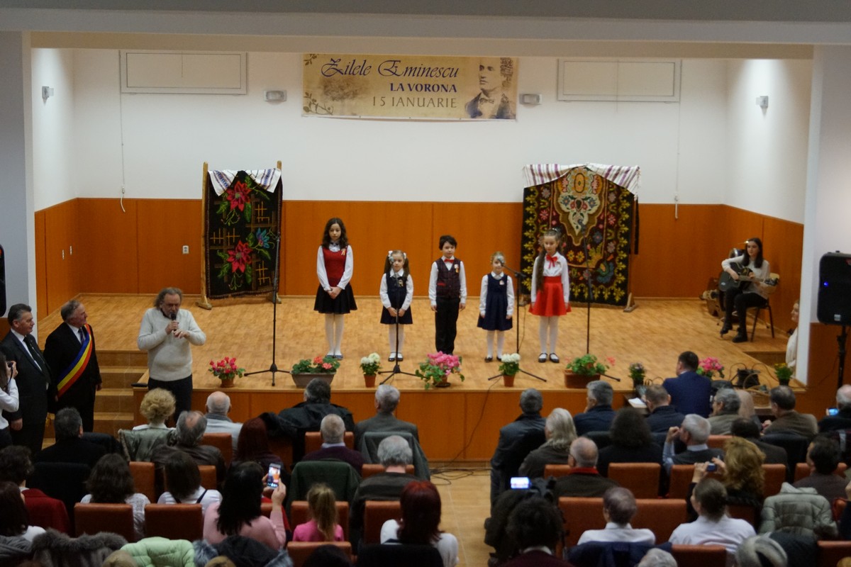 „Zilele Eminescu“ au debutat la Vorona