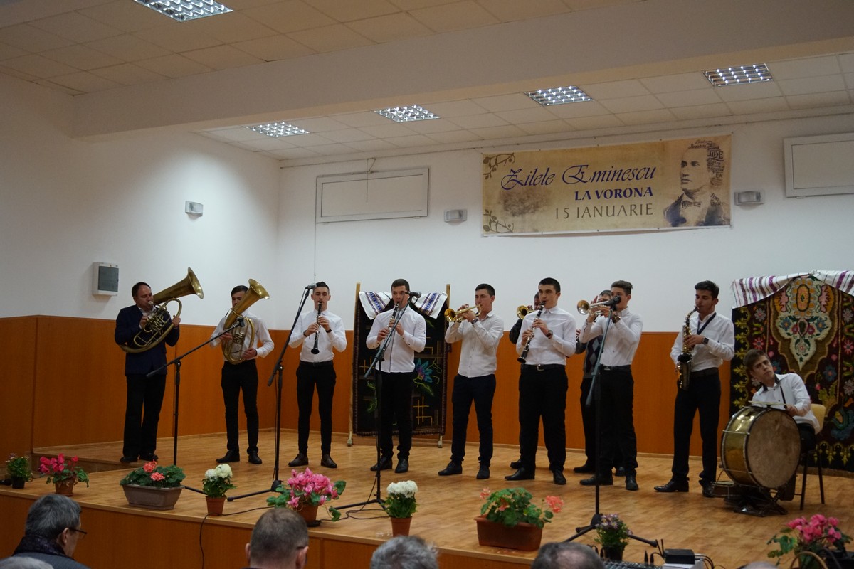 „Zilele Eminescu“ au debutat la Vorona