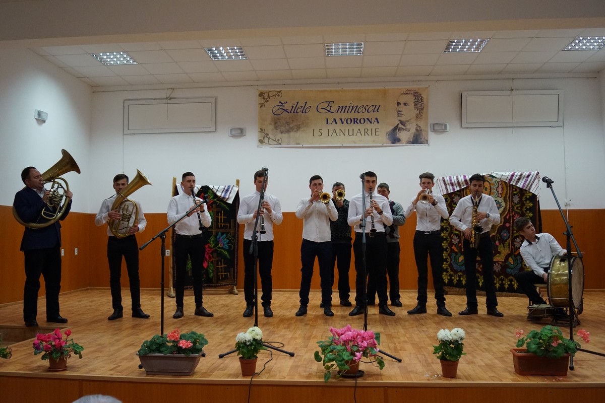 „Zilele Eminescu“ au debutat la Vorona