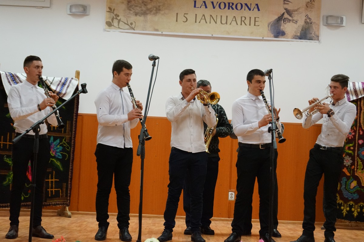 „Zilele Eminescu“ au debutat la Vorona