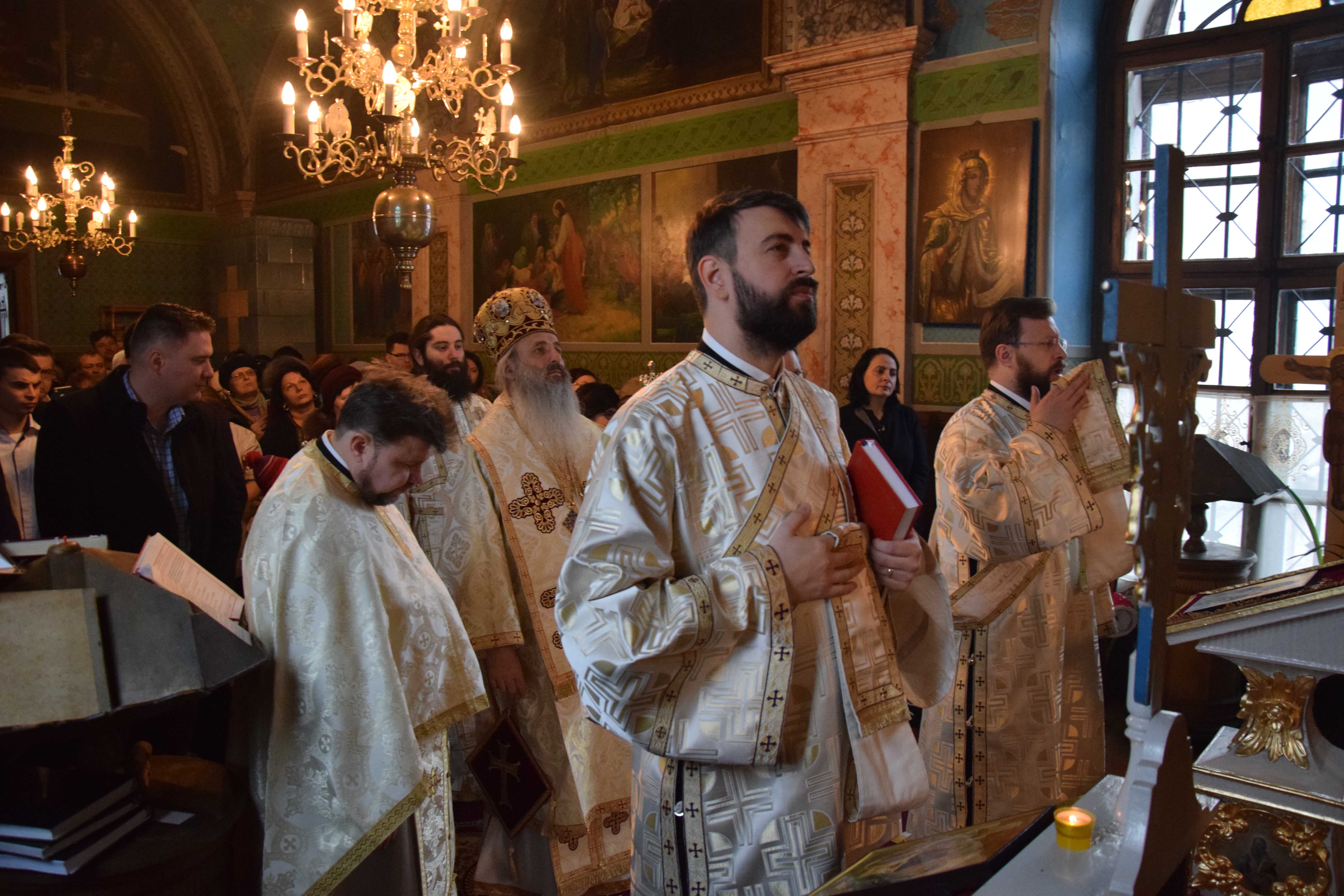 (Video) Sfânta Liturghie arhierească la Spitalul Pașcanu din Iași