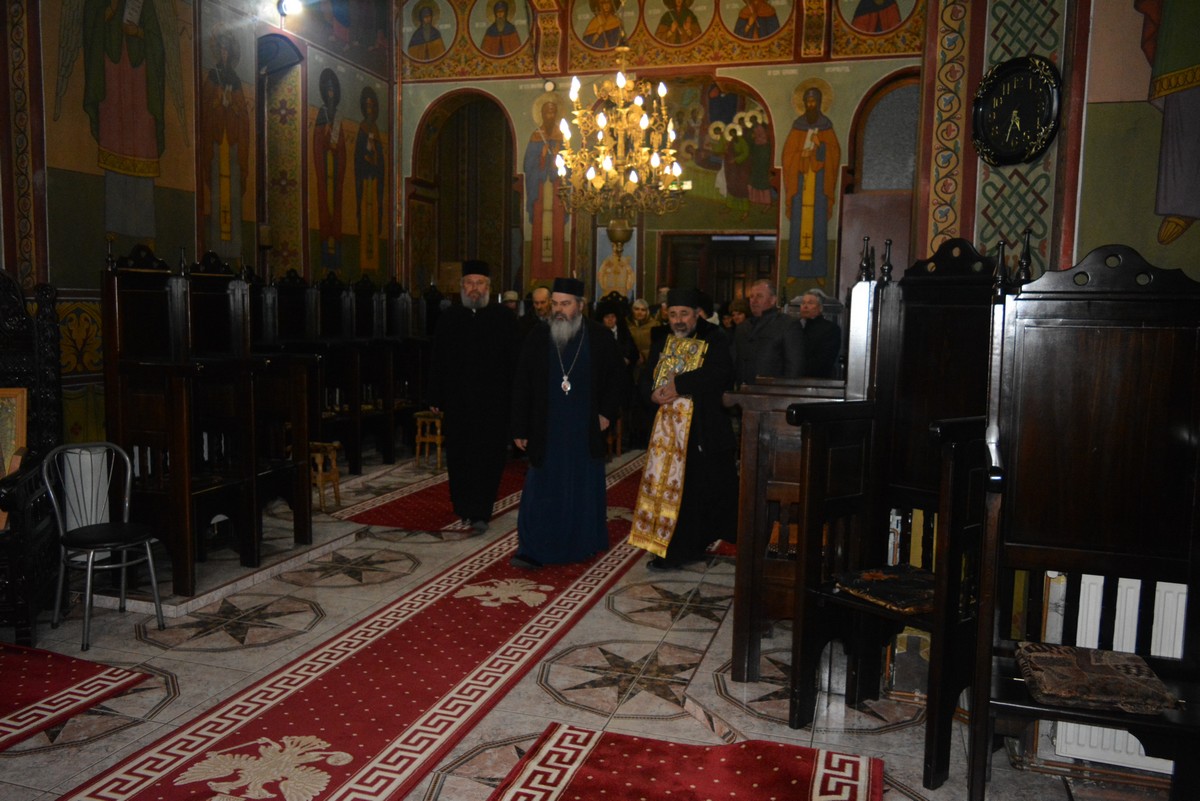 Liturghie arhierească în oraşul Negreşti, judeţul Vaslui