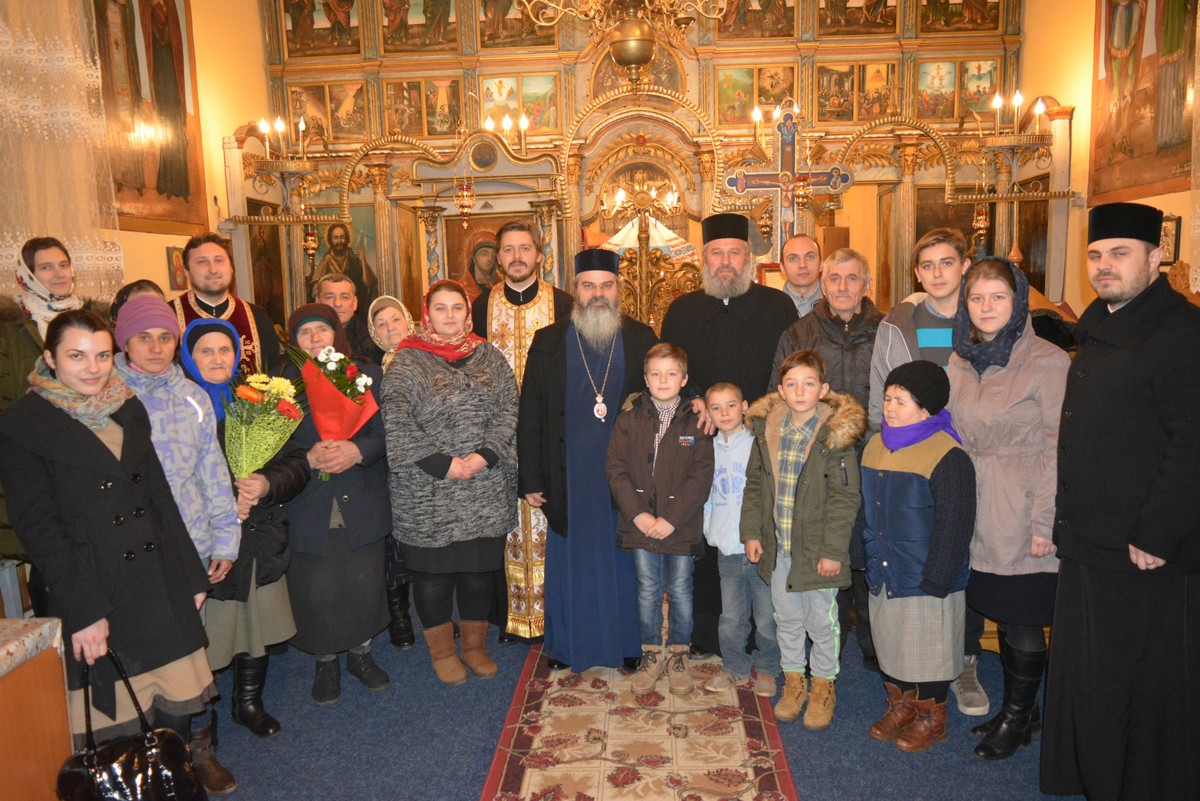 Liturghie arhierească în oraşul Negreşti, judeţul Vaslui