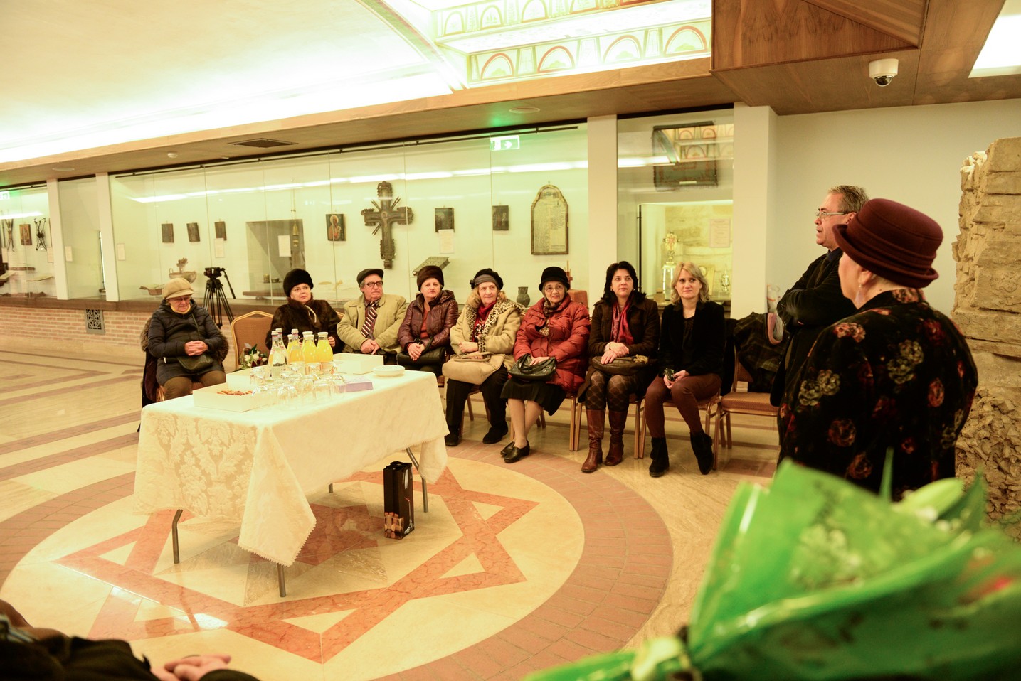 Expoziție de artă textilă la Muzeul Mitropolitan din Iași: „Interferențe” Expoziție de artă textilă la Muzeul Mitropolitan din Iași: „Interferențe”