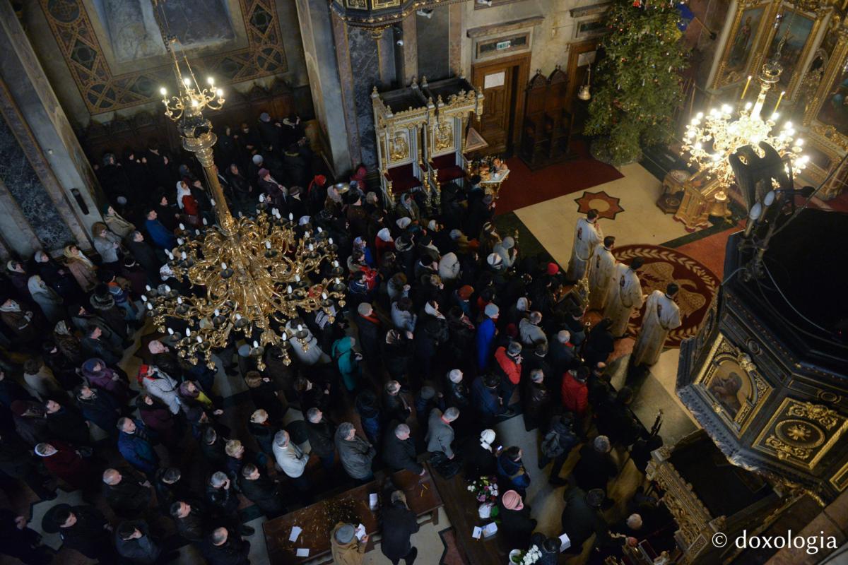 Prima zi a anului la Catedrala Mitropolitană din Iași: „Toate legămintele din Vechiul Testament erau aşteptări ale lui Dumnezeu ca omul să se întoarcă spre sine, spre Dumnezeu”