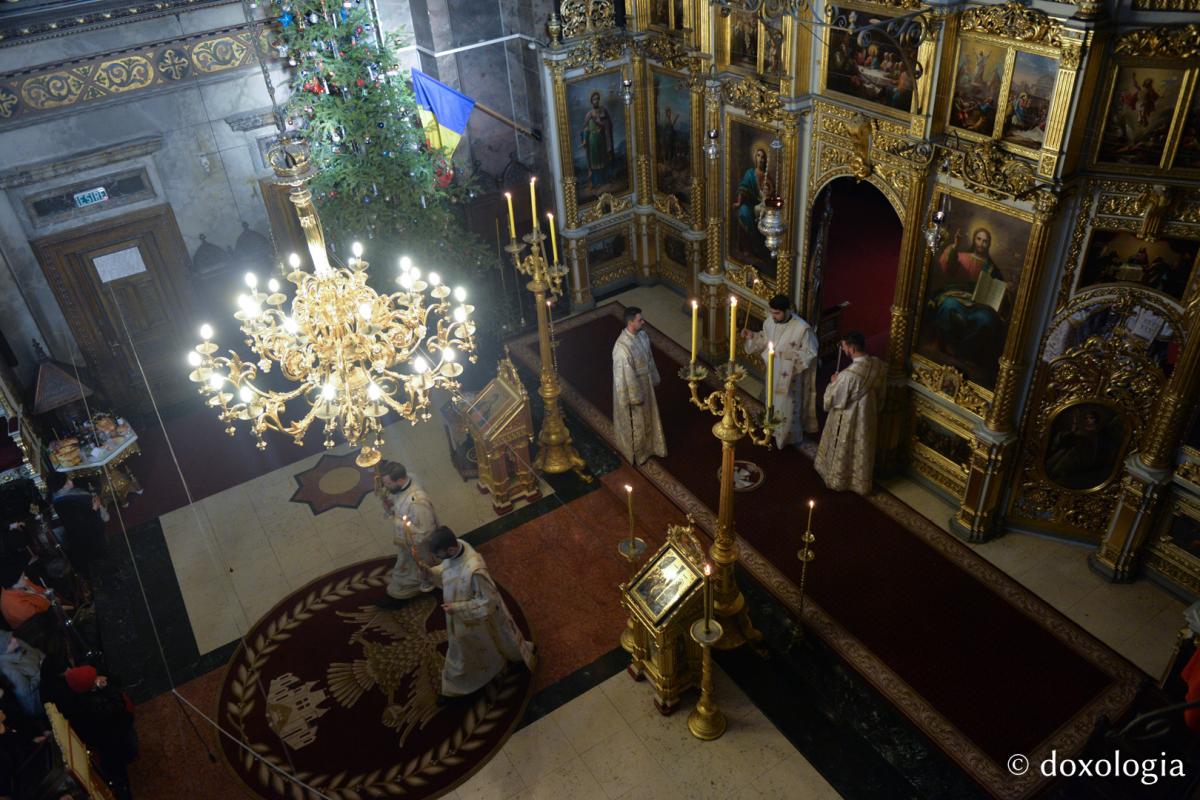 Prima zi a anului la Catedrala Mitropolitană din Iași: „Toate legămintele din Vechiul Testament erau aşteptări ale lui Dumnezeu ca omul să se întoarcă spre sine, spre Dumnezeu”