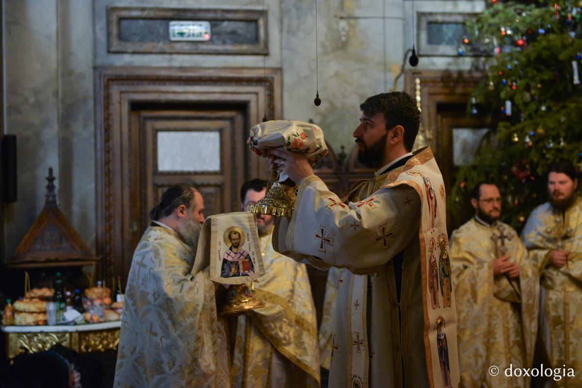 Prima zi a anului la Catedrala Mitropolitană din Iași: „Toate legămintele din Vechiul Testament erau aşteptări ale lui Dumnezeu ca omul să se întoarcă spre sine, spre Dumnezeu”