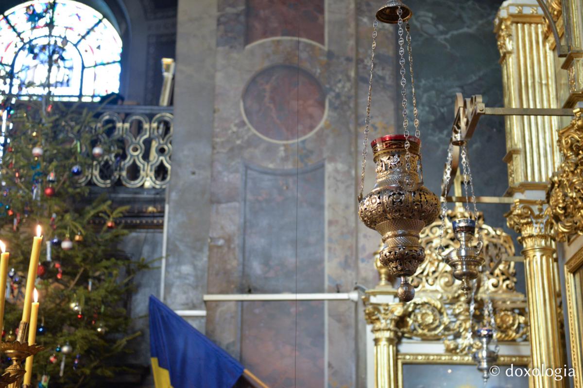 Prima zi a anului la Catedrala Mitropolitană din Iași: „Toate legămintele din Vechiul Testament erau aşteptări ale lui Dumnezeu ca omul să se întoarcă spre sine, spre Dumnezeu”