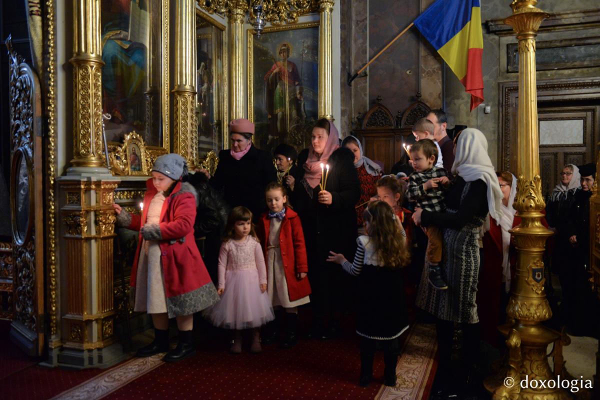 Prima zi a anului la Catedrala Mitropolitană din Iași: „Toate legămintele din Vechiul Testament erau aşteptări ale lui Dumnezeu ca omul să se întoarcă spre sine, spre Dumnezeu”