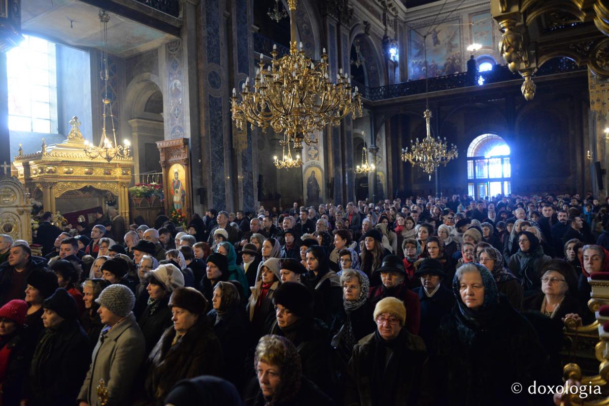 Prima zi a anului la Catedrala Mitropolitană din Iași: „Toate legămintele din Vechiul Testament erau aşteptări ale lui Dumnezeu ca omul să se întoarcă spre sine, spre Dumnezeu”