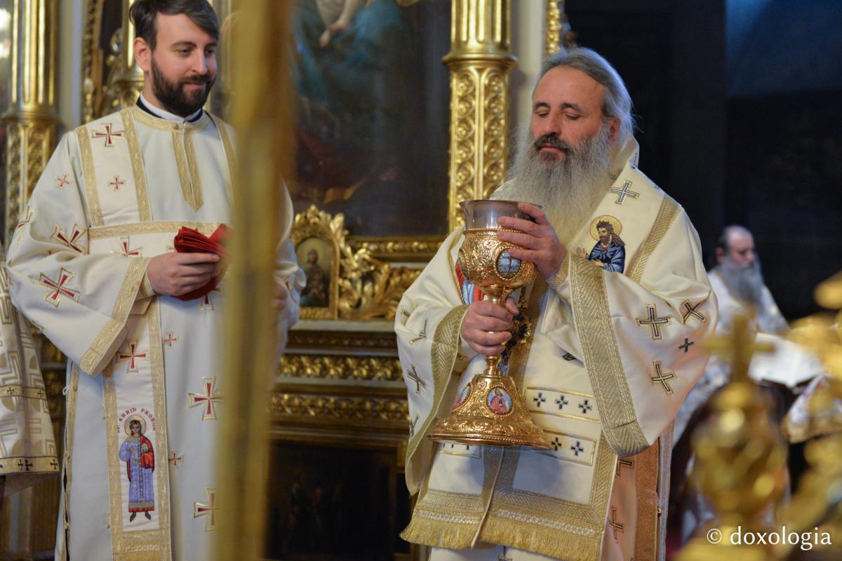 Prima zi a anului la Catedrala Mitropolitană din Iași: „Toate legămintele din Vechiul Testament erau aşteptări ale lui Dumnezeu ca omul să se întoarcă spre sine, spre Dumnezeu”