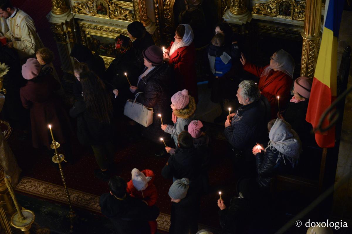 Prima zi a anului la Catedrala Mitropolitană din Iași: „Toate legămintele din Vechiul Testament erau aşteptări ale lui Dumnezeu ca omul să se întoarcă spre sine, spre Dumnezeu”