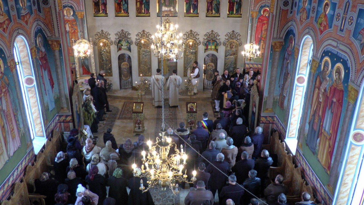 Biserica Parohiei Pojorâta II şi-a sărbătorit ocrotitorul