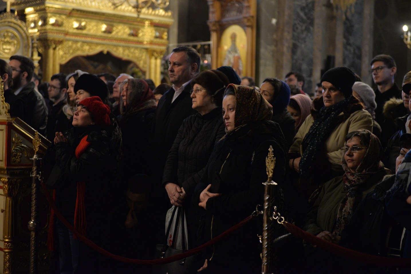 Sfinții Trei Ierarhi i-au reunit în rugăciune pe studenții teologi și pe seminariștii ieșeni