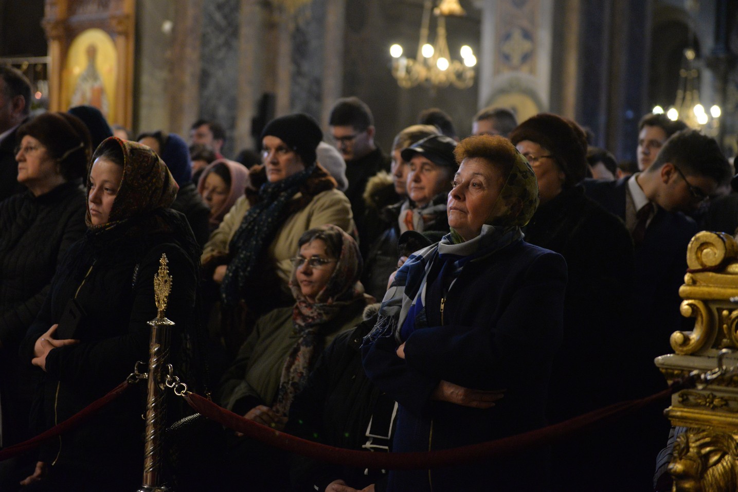 Sfinții Trei Ierarhi i-au reunit în rugăciune pe studenții teologi și pe seminariștii ieșeni