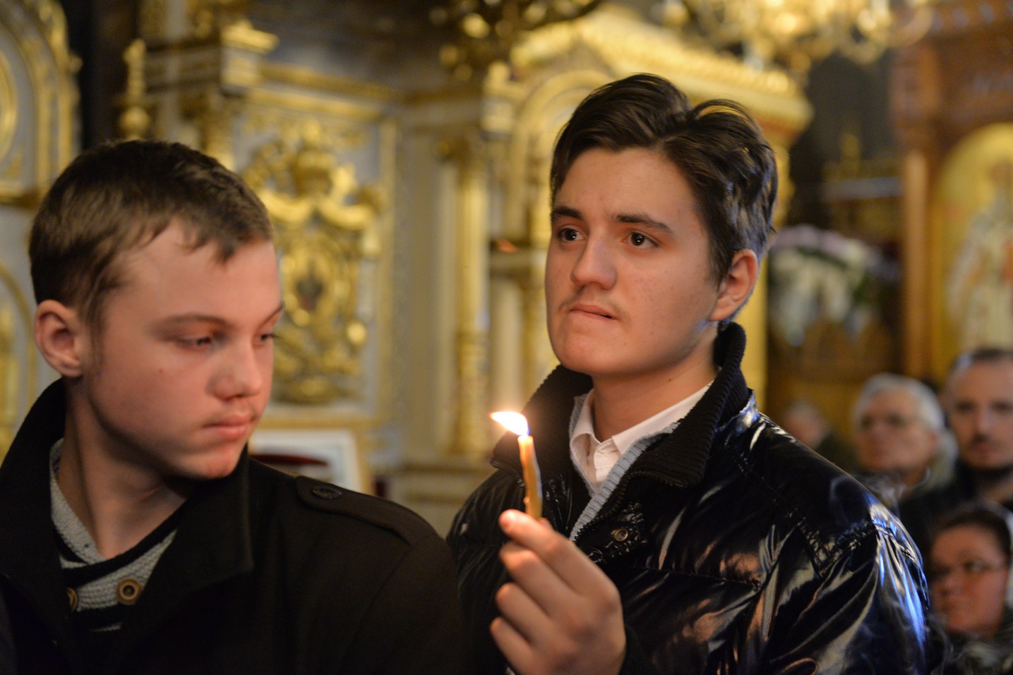 Sfinții Trei Ierarhi i-au reunit în rugăciune pe studenții teologi și pe seminariștii ieșeni