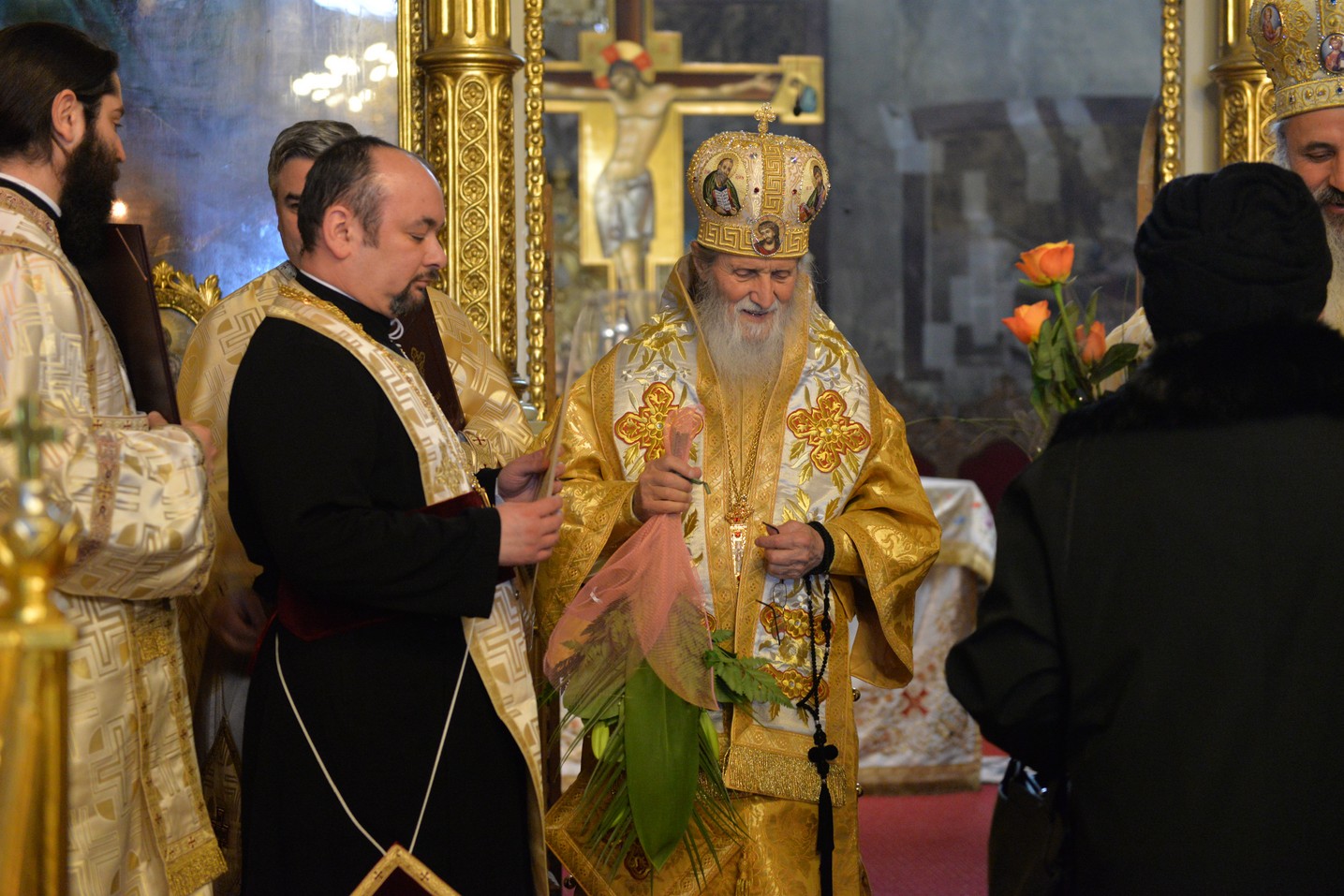 Sfinții Trei Ierarhi i-au reunit în rugăciune pe studenții teologi și pe seminariștii ieșeni