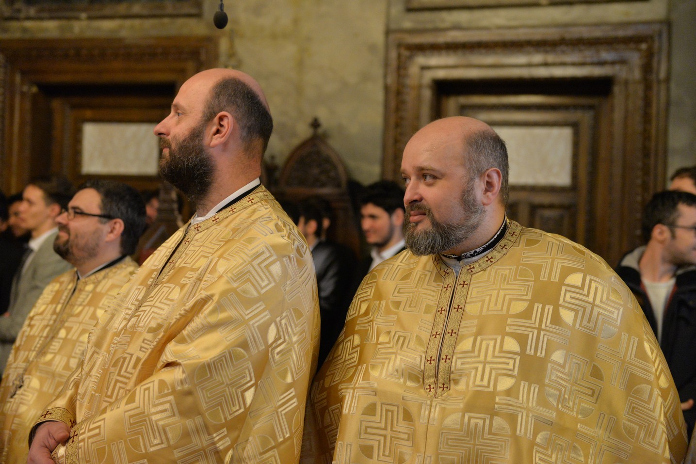 Sfinții Trei Ierarhi i-au reunit în rugăciune pe studenții teologi și pe seminariștii ieșeni