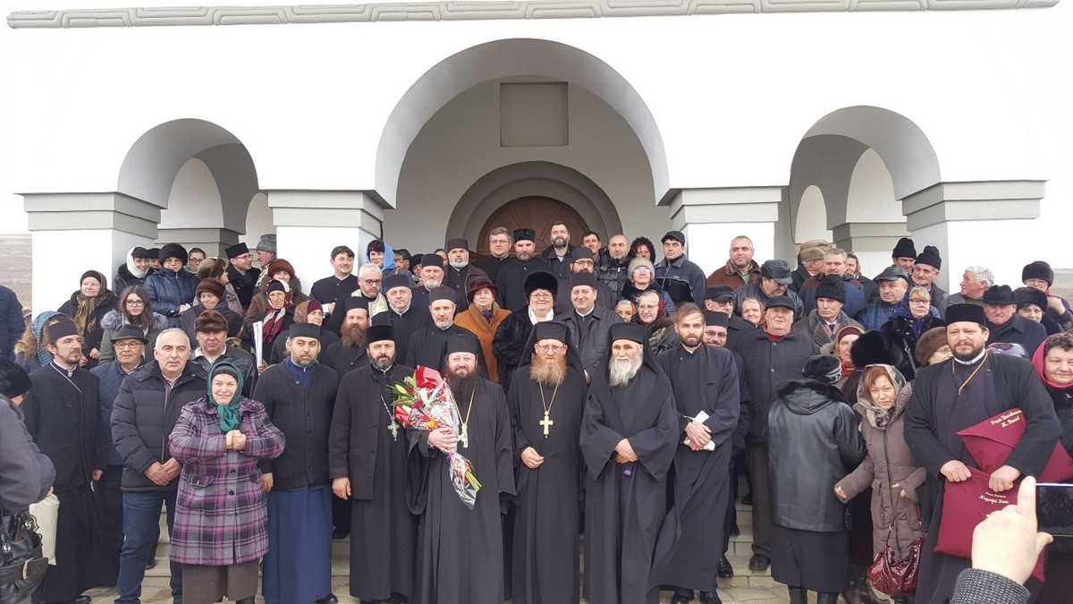 Sfântul Cuvios Antipa, serbat în satul natal Sfântul Cuvios Antipa, serbat în satul natal
