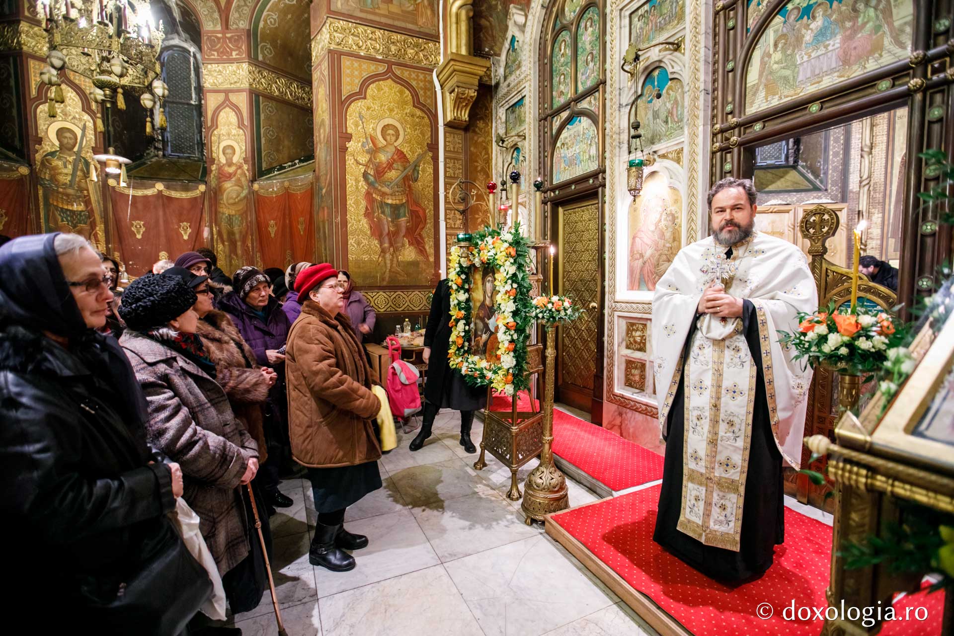 (Audio) Cuvânt la privegherea Sfinților Trei Ierarhi - Pr. Marian Timofte