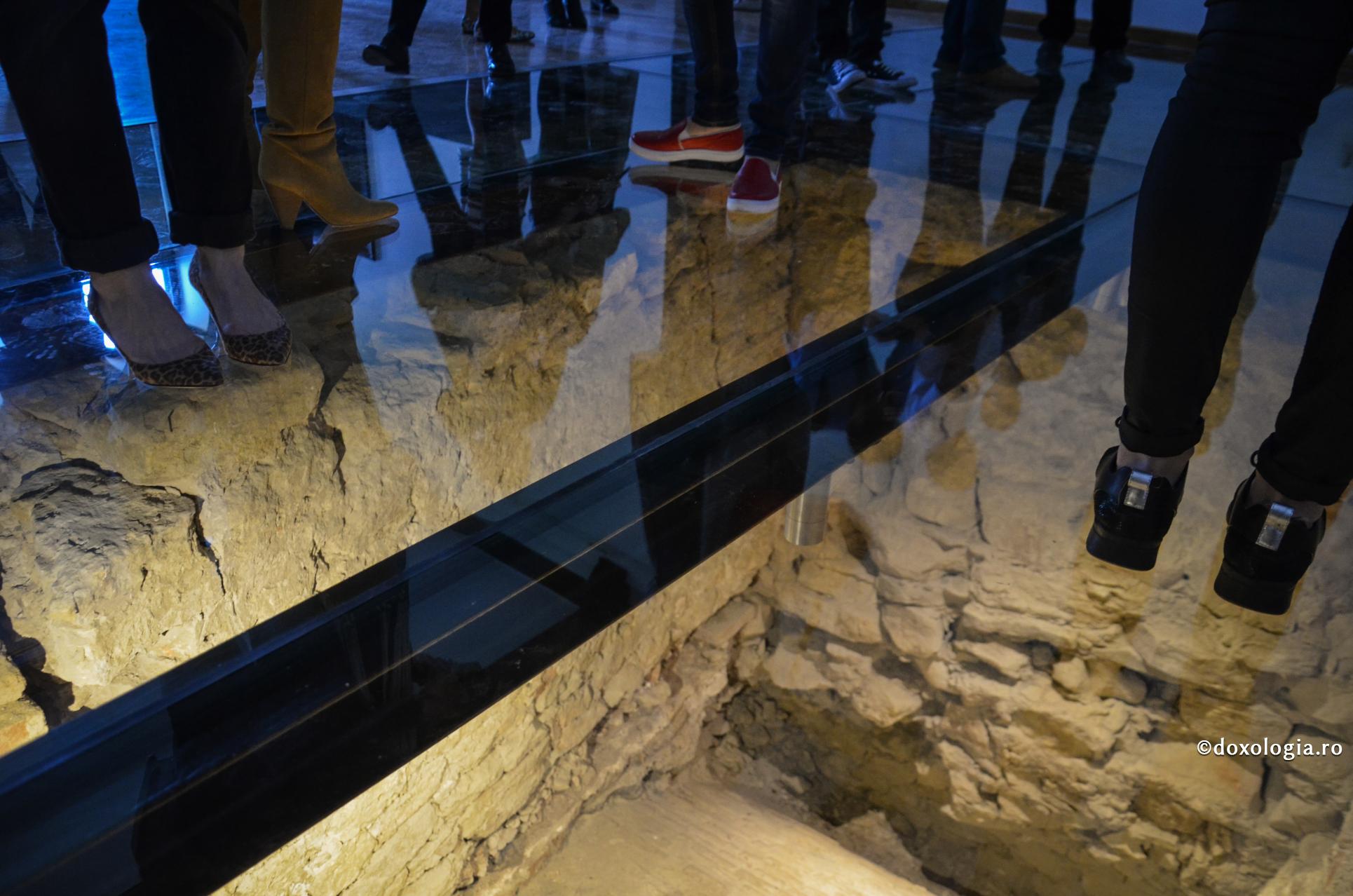 Chiar aşa, de ce tace Biserica?