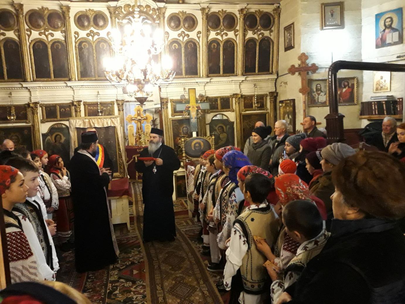 Slujbe arhiereşti în protopopiatele Bacău şi Vaslui