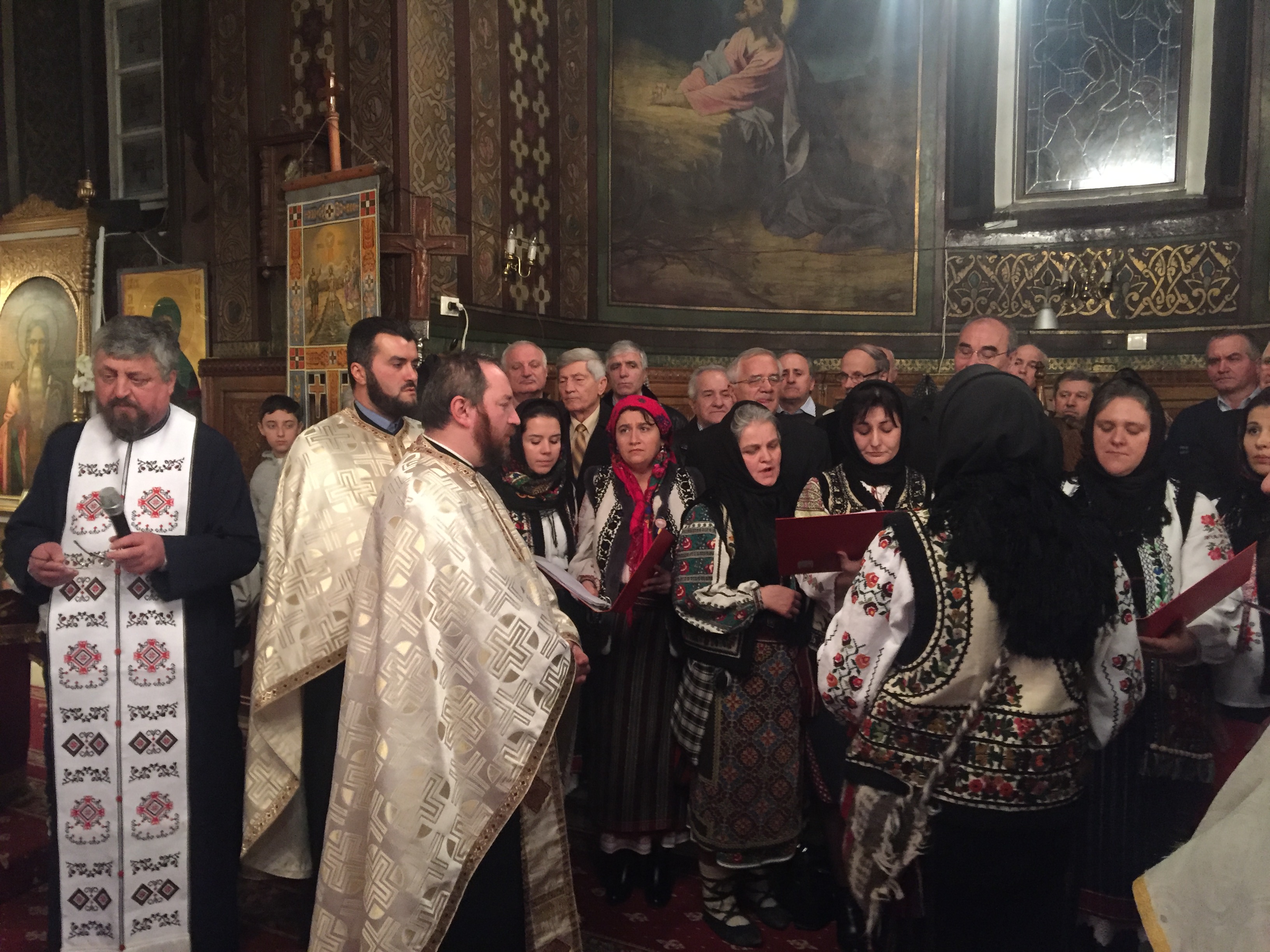 Manifestări deosebite la hramul Bisericii Mărăţei I din Piatra Neamţ