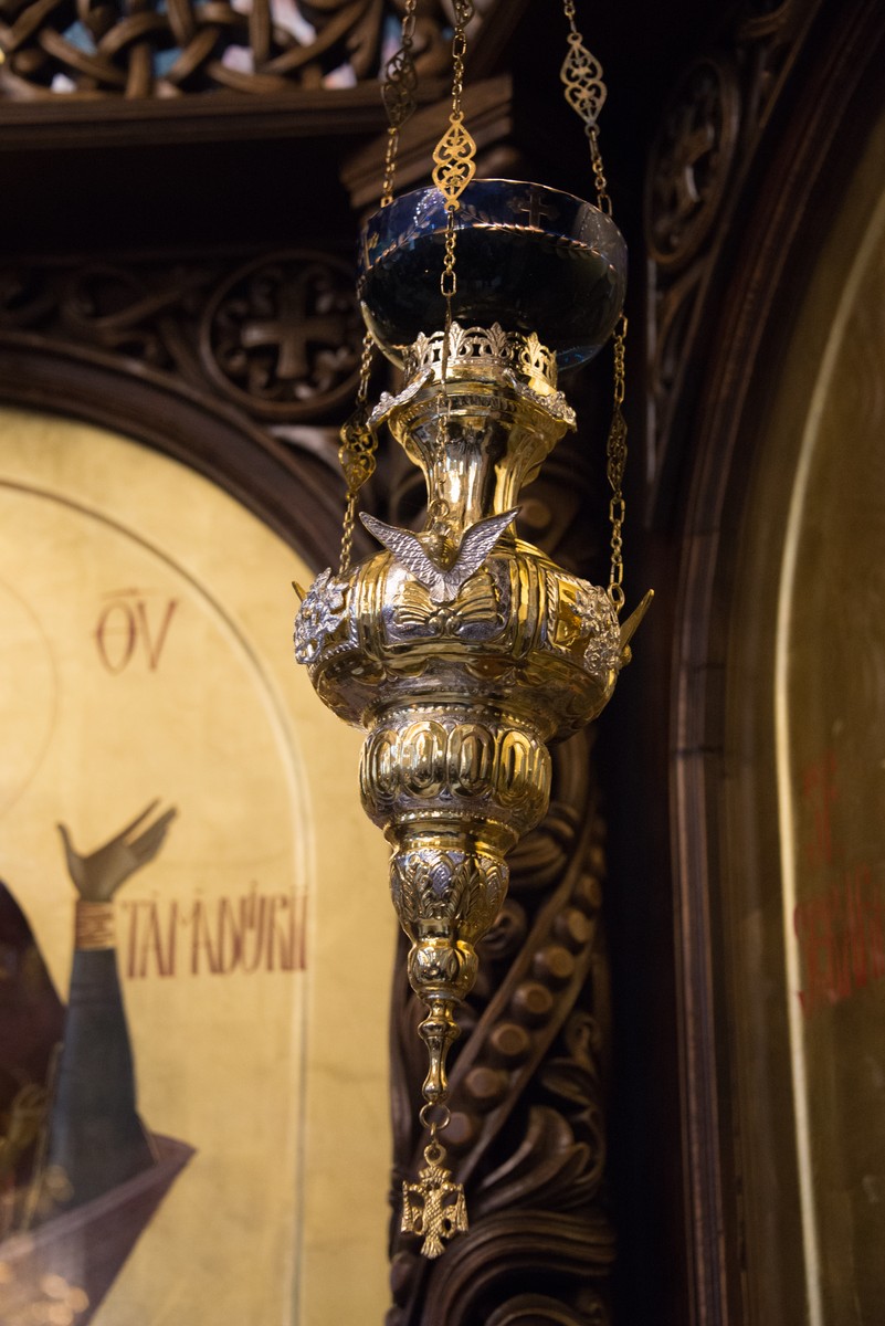 Hram la Sihăstria Putnei: „În momentul în care păcătuim, se face zid între noi și Dumnezeu” Hram la Sihăstria Putnei: „În momentul în care păcătuim, se face zid între noi și Dumnezeu”