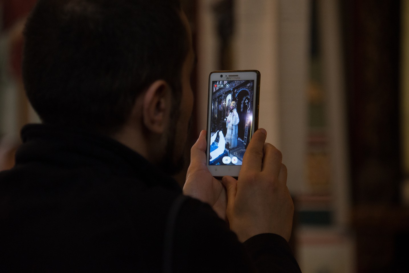 Hram la Sihăstria Putnei: „În momentul în care păcătuim, se face zid între noi și Dumnezeu” Hram la Sihăstria Putnei: „În momentul în care păcătuim, se face zid între noi și Dumnezeu”