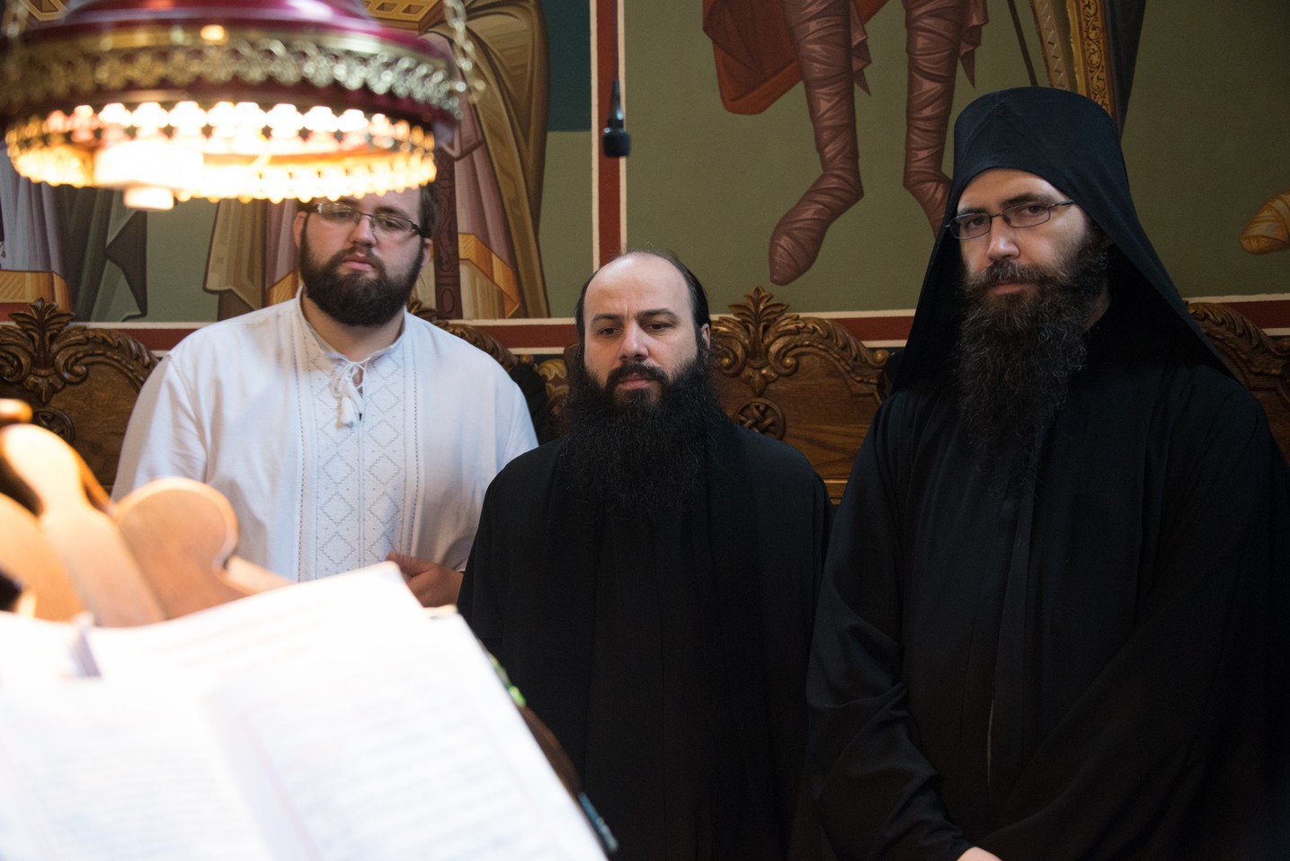 Hram la Sihăstria Putnei: „În momentul în care păcătuim, se face zid între noi și Dumnezeu” Hram la Sihăstria Putnei: „În momentul în care păcătuim, se face zid între noi și Dumnezeu”