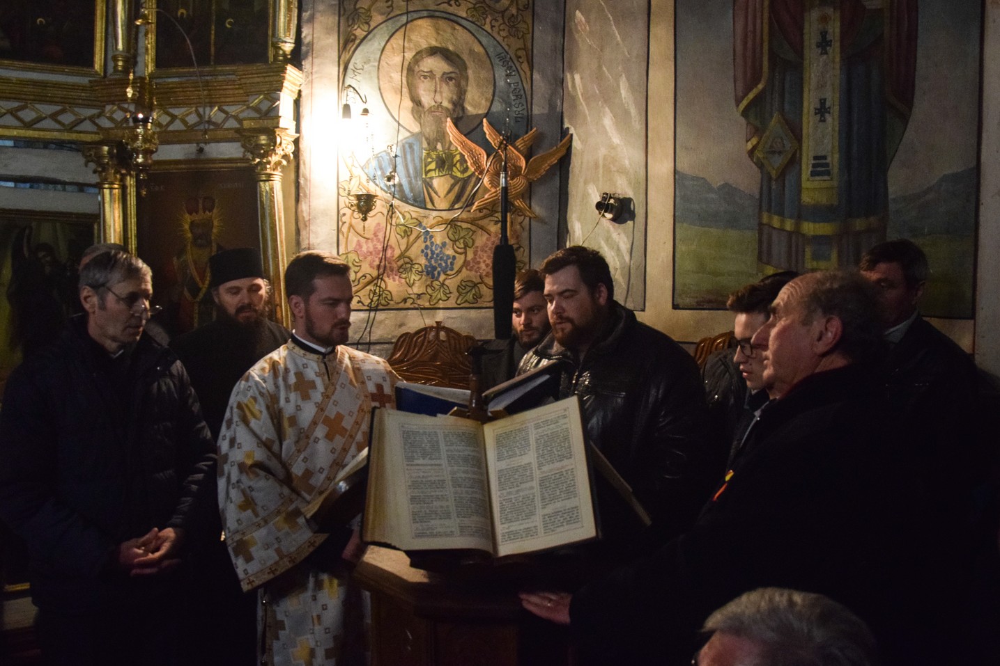 Vecernie arhierească în Parohia Cordăreni din Protopopiatul Dorohoi