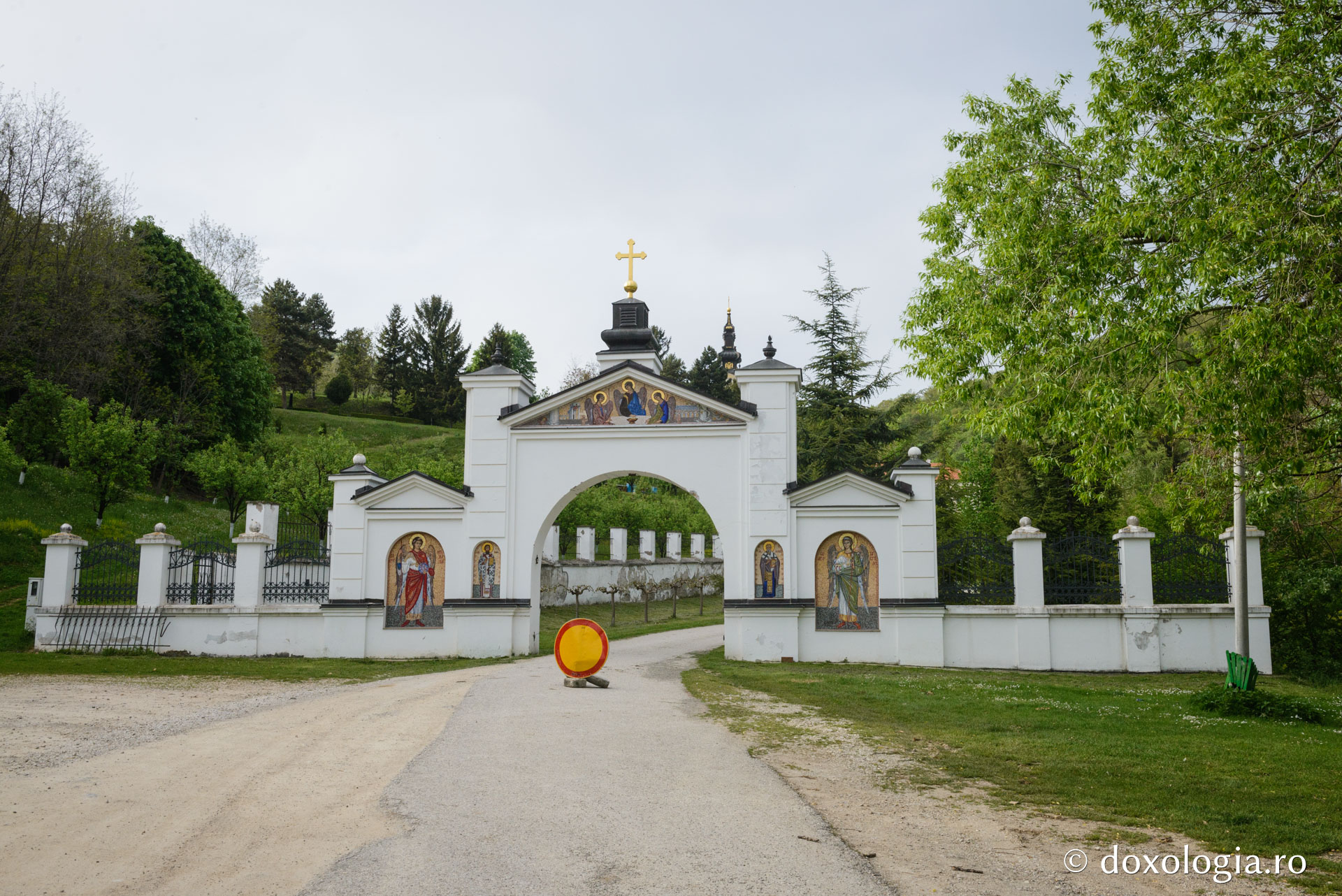 Mănăstirea Grgeteg din Serbia (galerie FOTO)