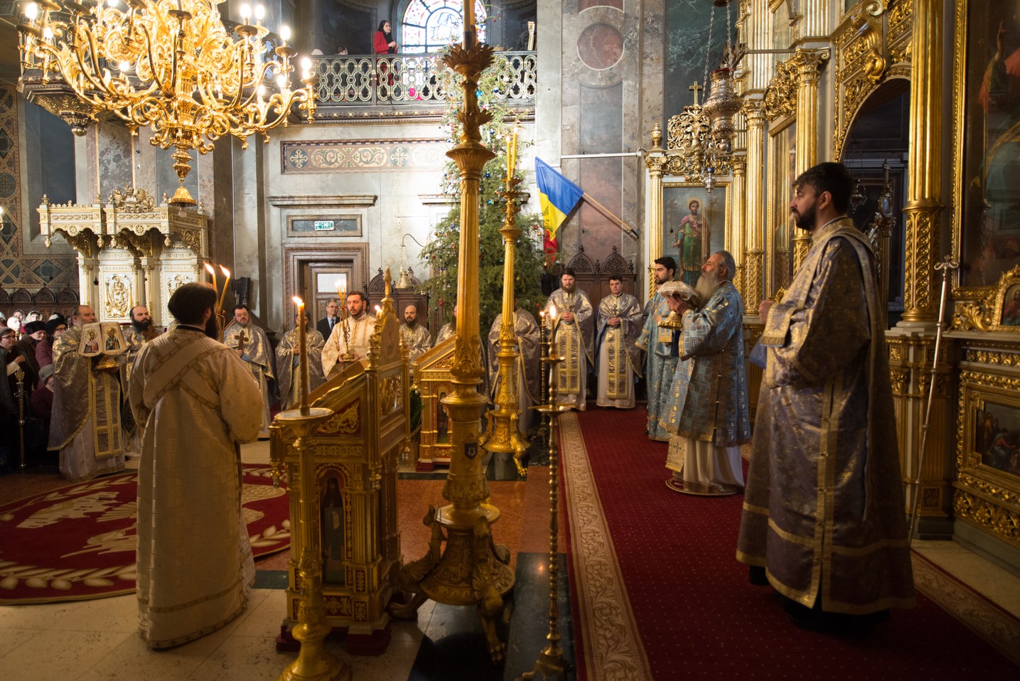 Sfinţirea cea mare a apei la Catedrala Mitropolitană din Iaşi: „Curățește-te, omule, de tot ceea ce ai adunat ca întinăciune și păcat!”