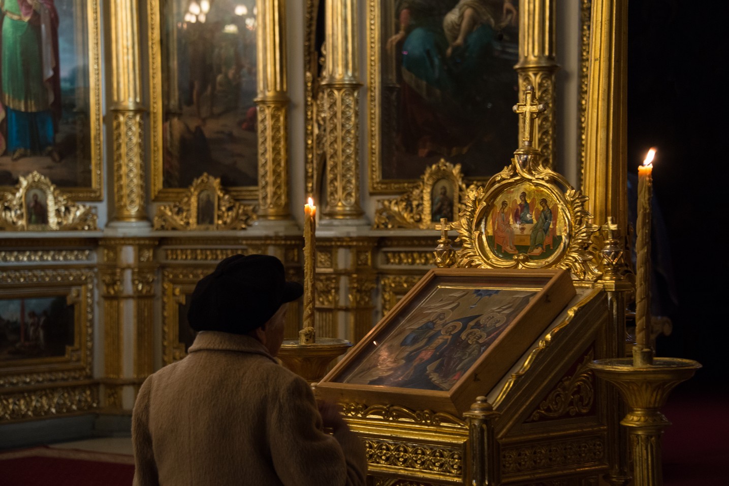 Sfinţirea cea mare a apei la Catedrala Mitropolitană din Iaşi: „Curățește-te, omule, de tot ceea ce ai adunat ca întinăciune și păcat!”