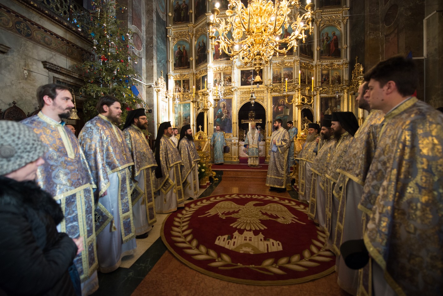 Sfinţirea cea mare a apei la Catedrala Mitropolitană din Iaşi: „Curățește-te, omule, de tot ceea ce ai adunat ca întinăciune și păcat!”