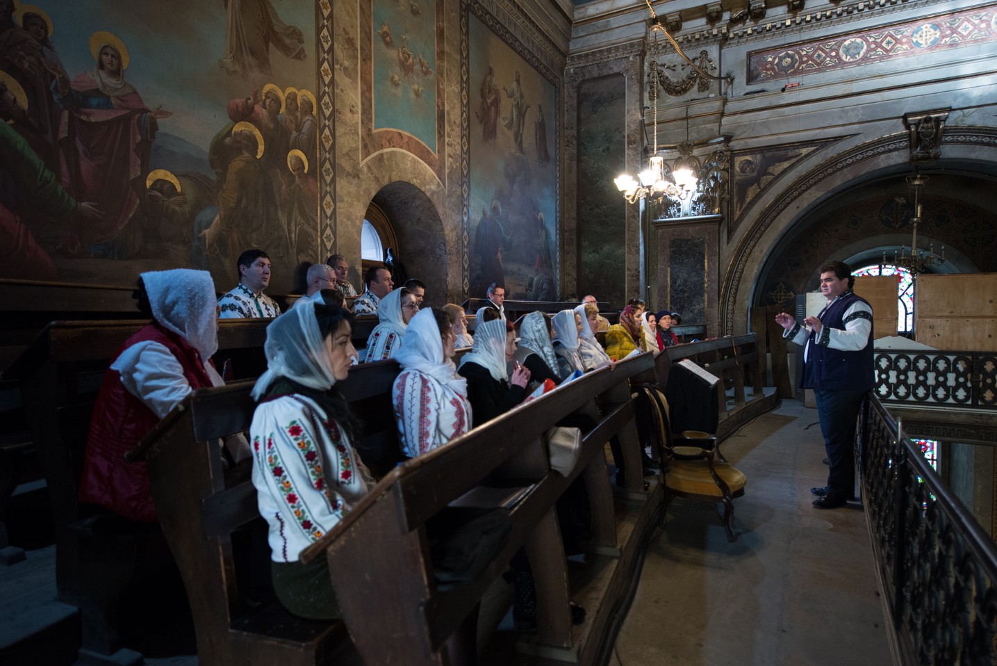 Sfinţirea cea mare a apei la Catedrala Mitropolitană din Iaşi: „Curățește-te, omule, de tot ceea ce ai adunat ca întinăciune și păcat!”