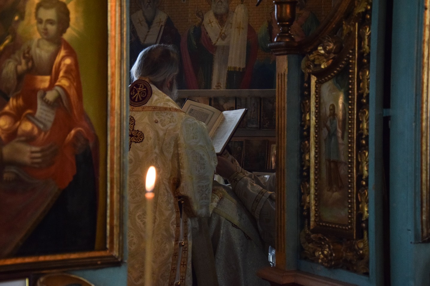 Liturghie săvârșită de IPS Mitropolit Teofan la Secția Pașcanu de la Spitalul Clinic de Pneumoftiziologie din Iaşi