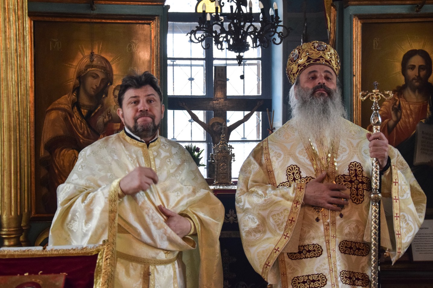 Liturghie săvârșită de IPS Mitropolit Teofan la Secția Pașcanu de la Spitalul Clinic de Pneumoftiziologie din Iaşi