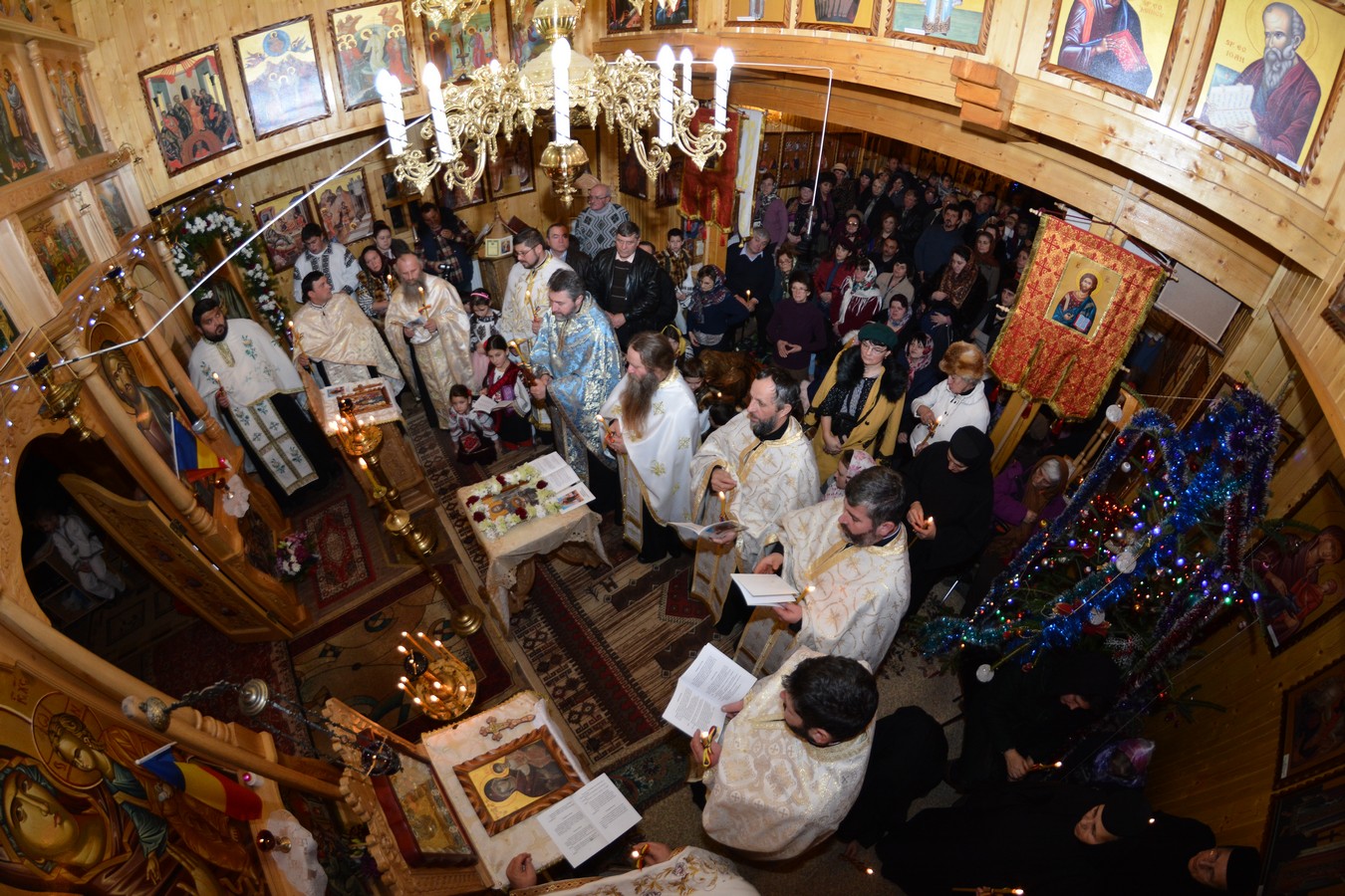 Foto: Constantin Ciofu Sfântul Ioan Botezătorul cinstit la poalele Rarăului