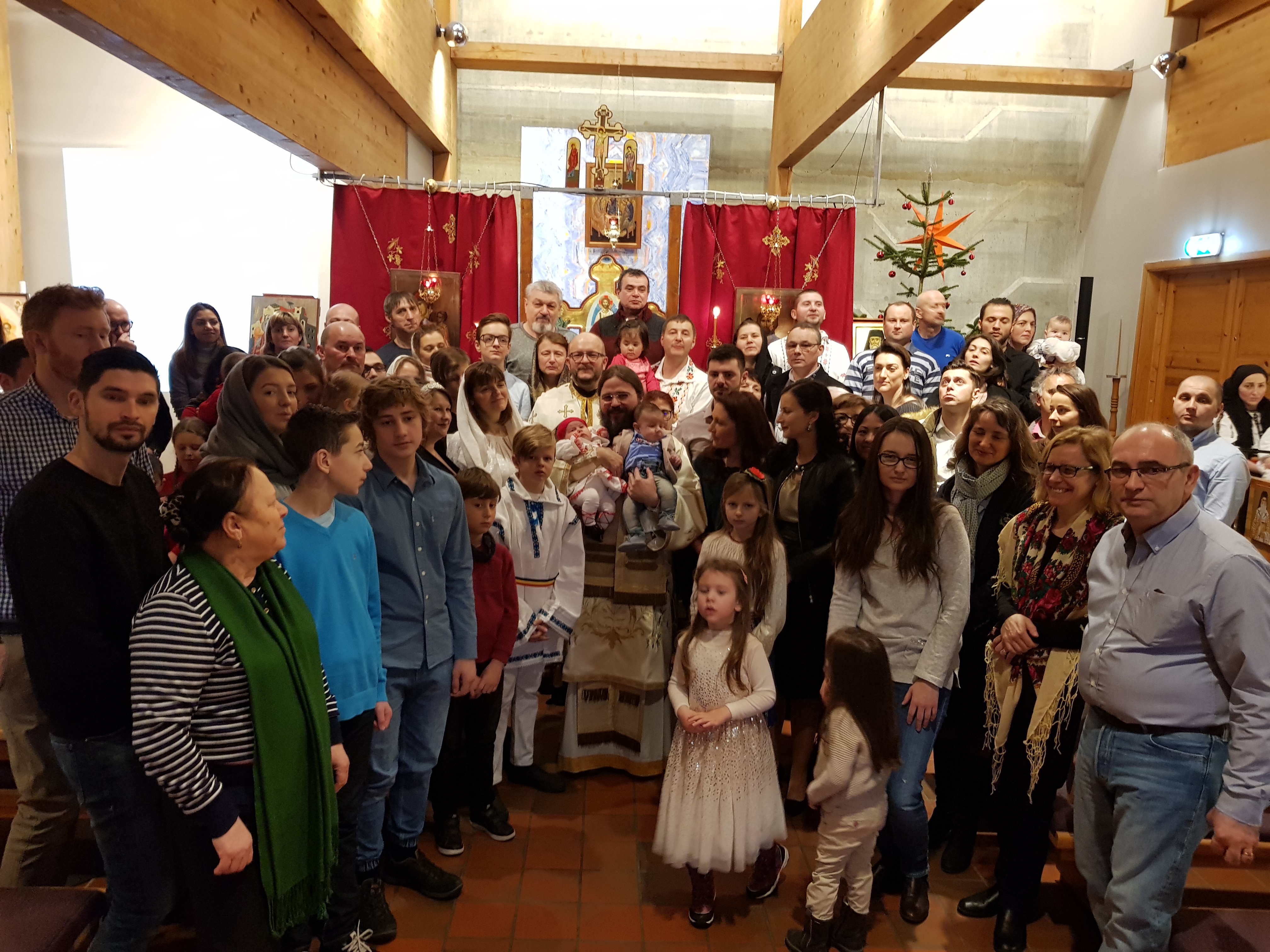 Preasfințitul Macarie: „Să ne ancorăm viețile în Hristos, astfel încât să ne mântuim de tăvălugul care trage lumea întreagă după vârtejul său” Preasfințitul Macarie: „Să ne ancorăm viețile în Hristos, astfel încât să ne mântuim de tăvălugul care trage lumea întreagă după vârtejul său”