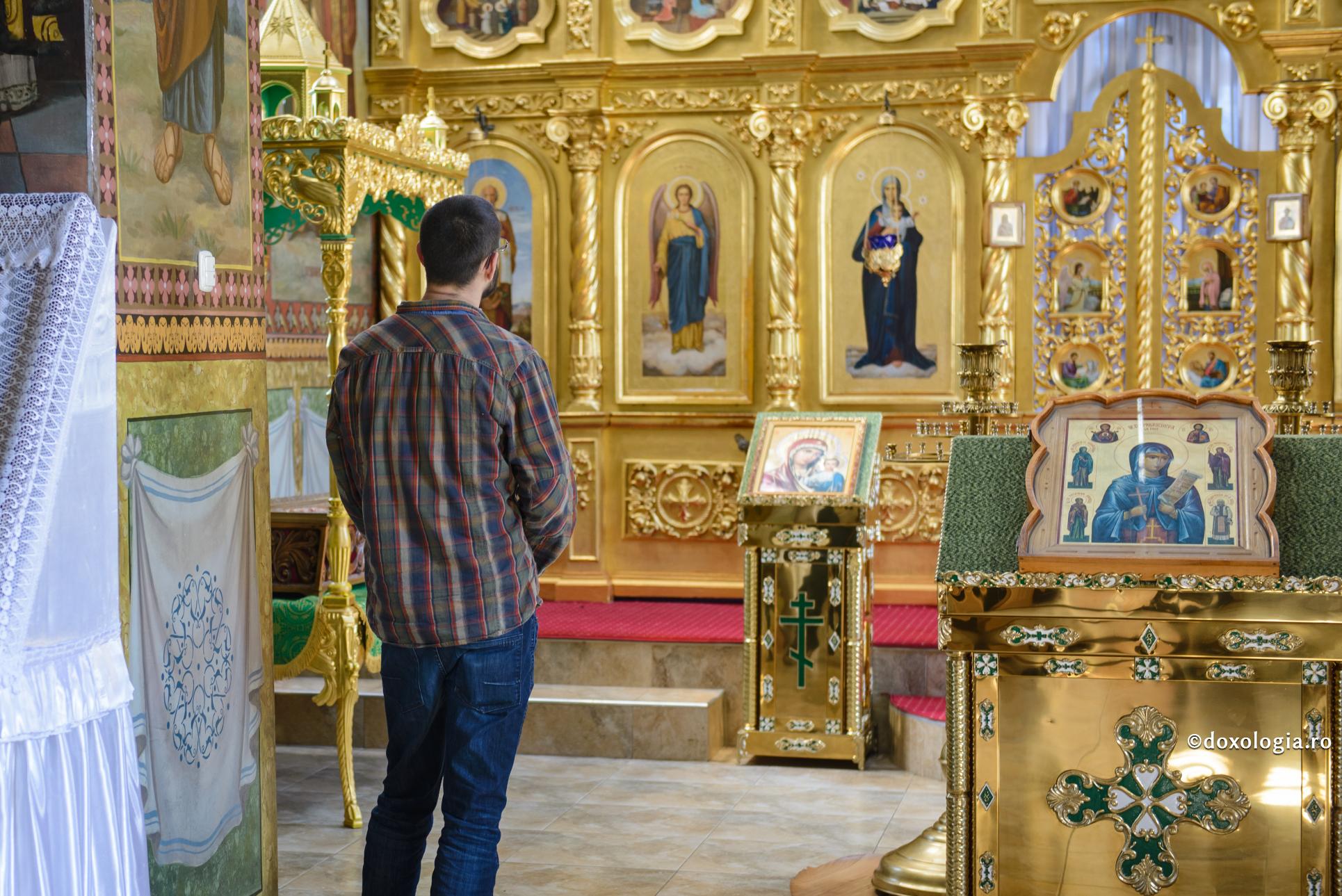 Dumnezeu vede suferinţele copiilor Lui şi îi mângâie ca un Părinte bun