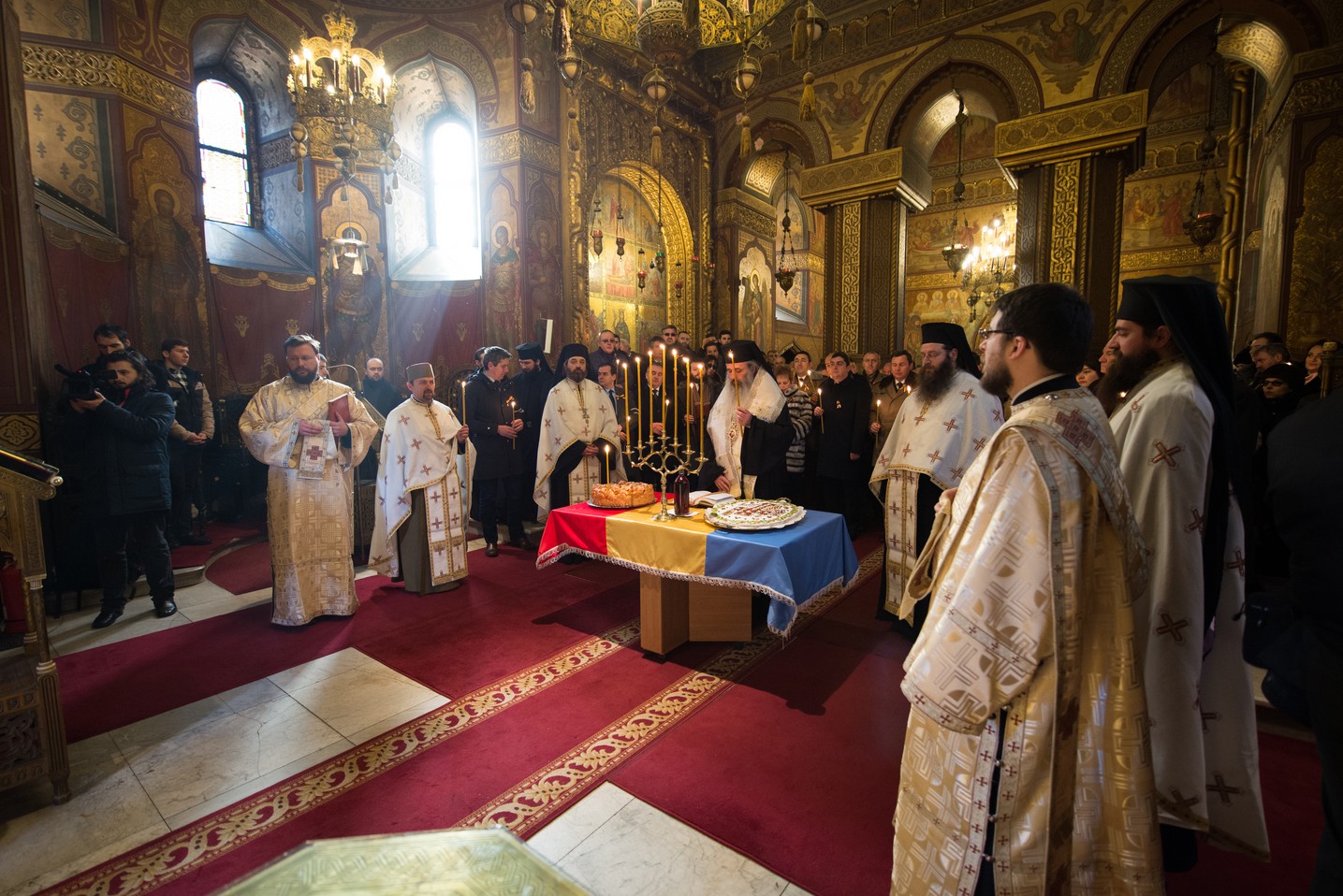 Ziua Unirii Principatelor, la Iași: „Centenarul ne cheamă la actualizarea jurămintelor rostite în 1859 și 1918”