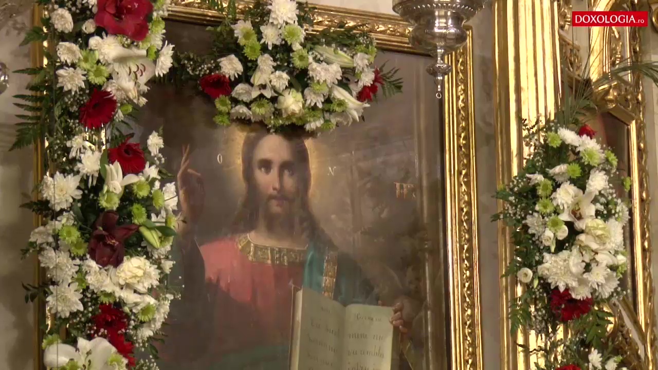 (Video) Miezonoptica, Acatistul Mântuitorului şi Ceasurile (în Catedrala Mitropolitană)