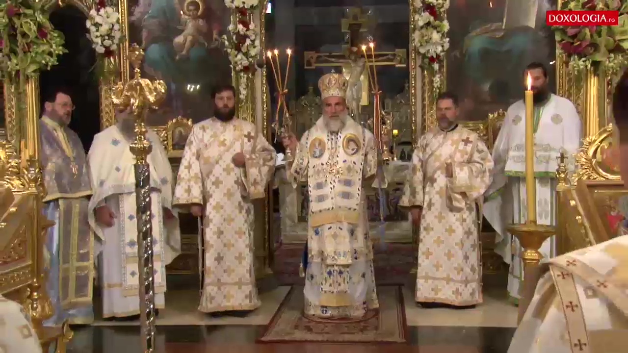 (Video) Sfânta Liturghie la Catedrala Mitropolitană din Iași săvârșită de Înaltpreasfințitul Părinte Ioachim, Arhiepiscopul Romanului și Bacăului, 15 octombrie 2017